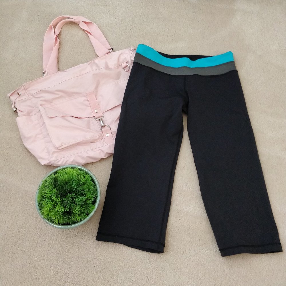 🍋 LULULEMON Groove Crop Pant Sz 4